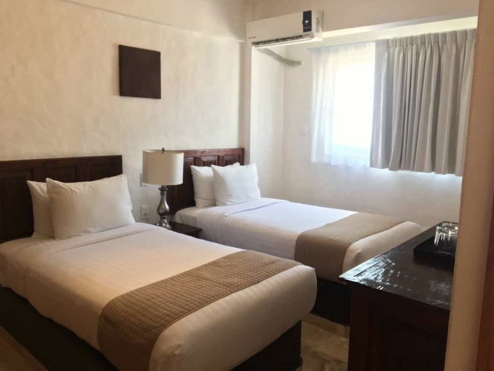 Hotel Suites Mar Elena (Adults Only) Puerto Vallarta Buitenkant foto